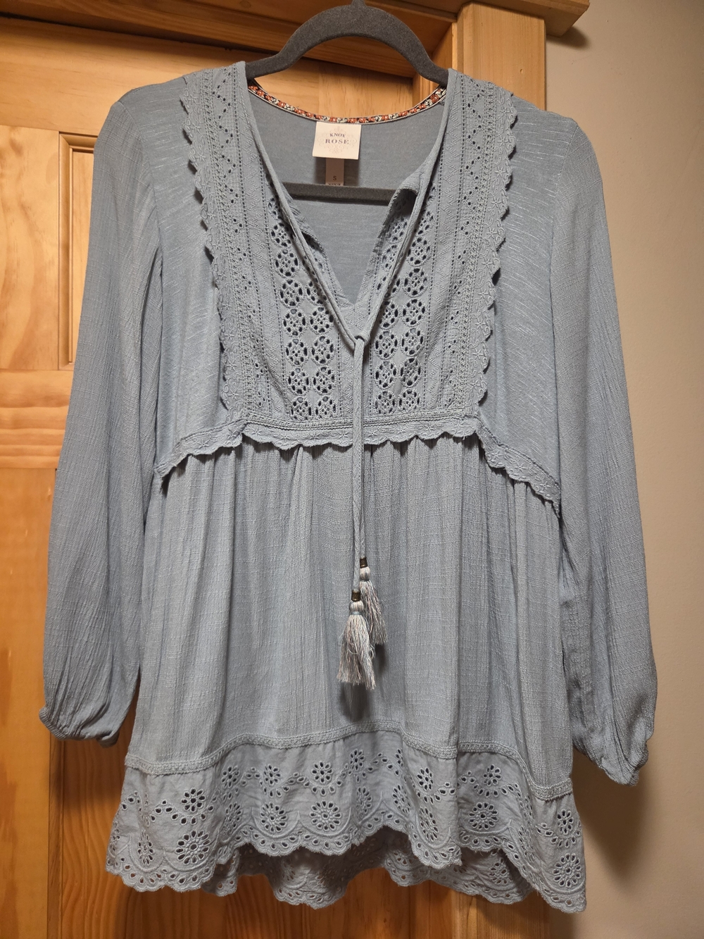 Knox Rose Sage Green Crochet V-Neck Tassel Peasant Tunic